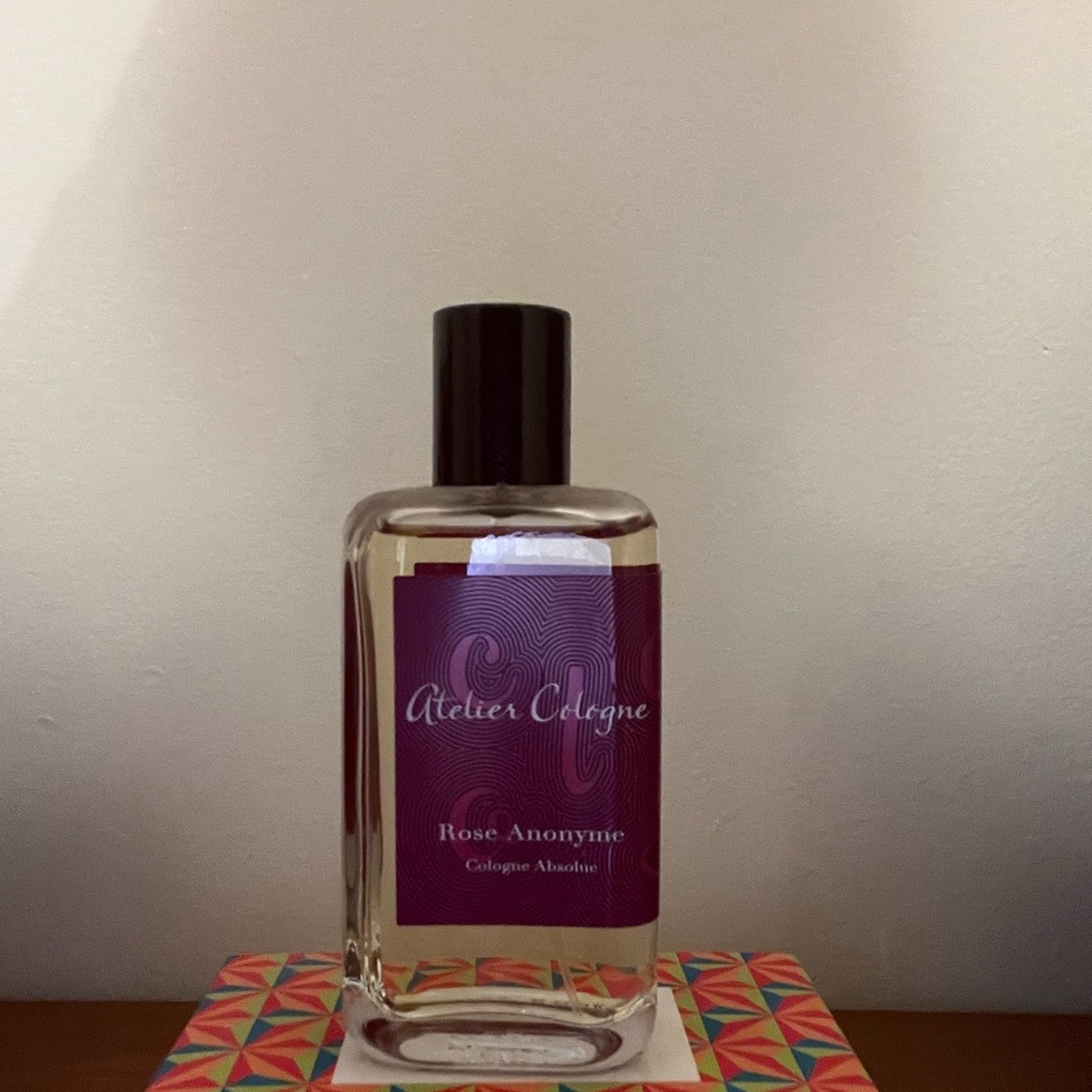 Rose Anonyme Cologne Absolue - Purple